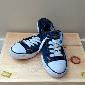 Levi Slip On Sneakers